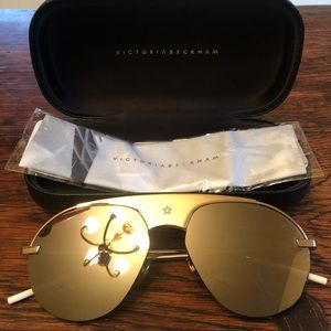 “Dior Revolution 2” sunglasses